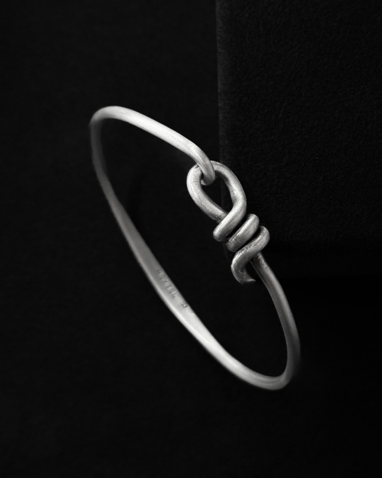 Armreif BOUCLE in Sterlingsilber