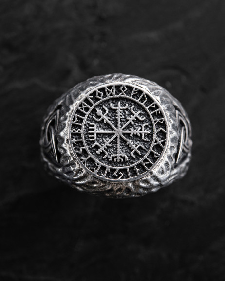 Ring VEGVÍSIR. RUNEN in Sterlingsilber 