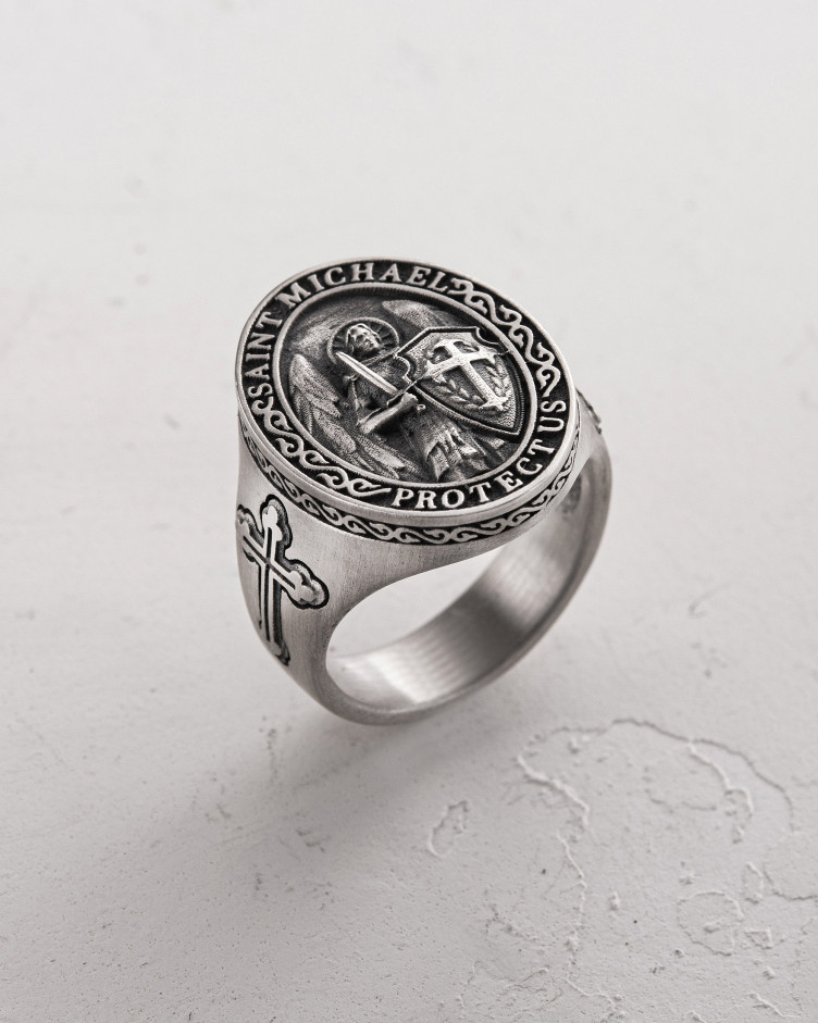 Ring SAINT MICHAEL PROTECT US in Sterlingsilber 5