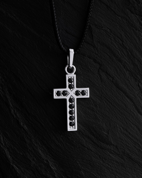 Kreuz FAITH. BLACK STONES aus Weißgold 3