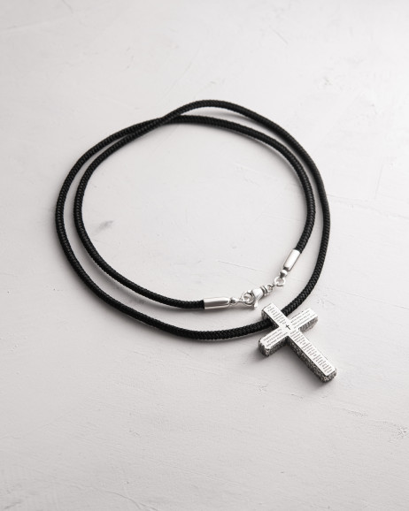 Kreuz in Sterlingsilber an einer Schnur VATERUNSER – UNSER VATER 3