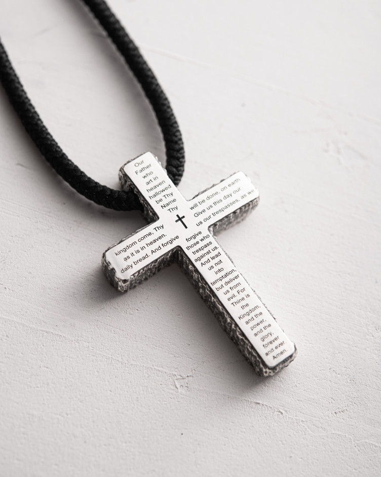Kreuz in Sterlingsilber an einer Schnur VATERUNSER – UNSER VATER 4