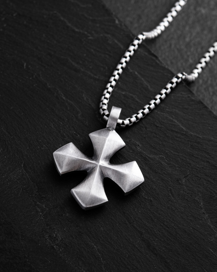 Anhänger CROSS PATTÉE in Sterlingsilber