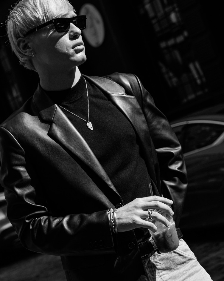 Anhänger STERNBILD WIDDER an einer Kette in Sterlingsilber 4