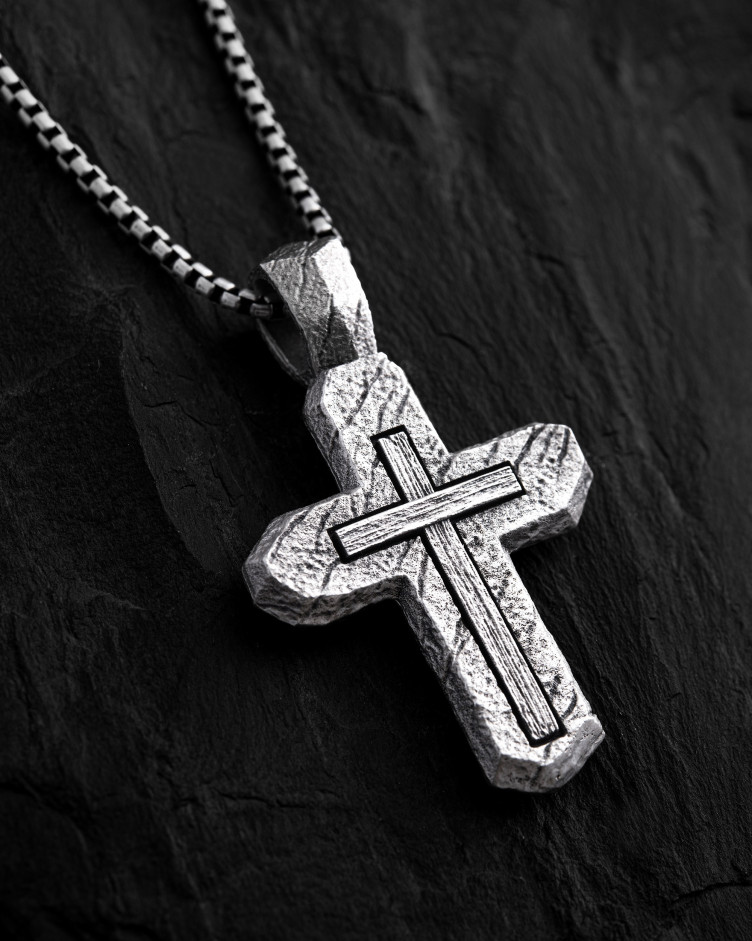 Kreuz KALVARIENKREUZ. AUF GOTT VERTRAUEN WIR in Sterlingsilber