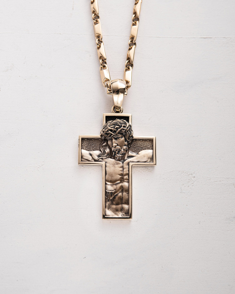 Kreuz ERLÖSUNG. JESUS ​​CHRISTUS (Gelbgold)