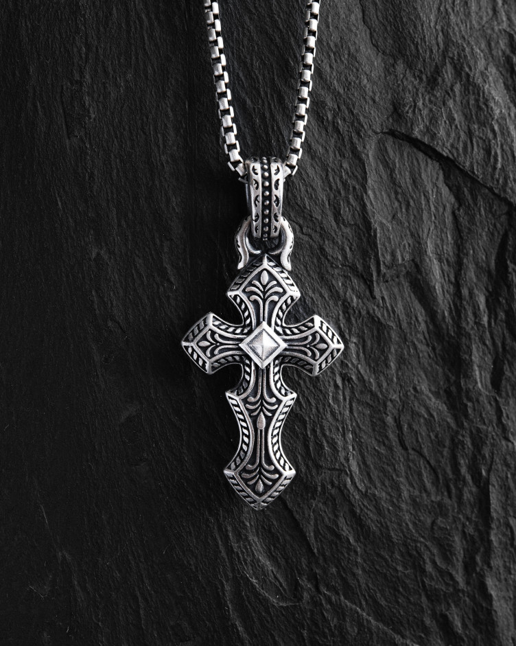 Kreuz INITIUM ET FINIS in Sterlingsilber 2