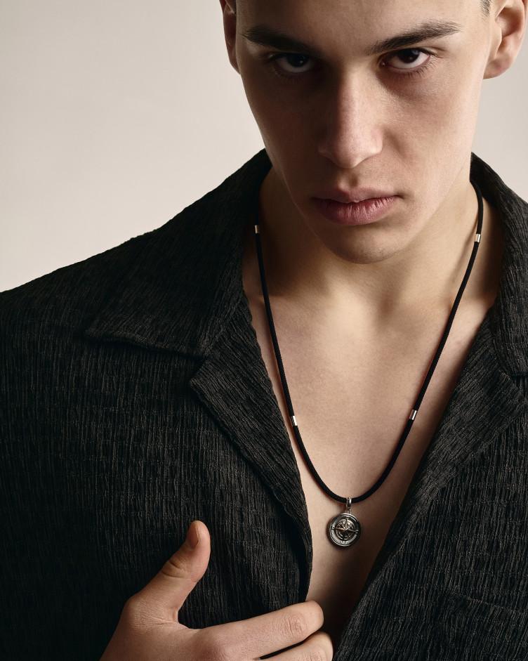 Seidenschnur mit Weißgoldeinsätzen 5