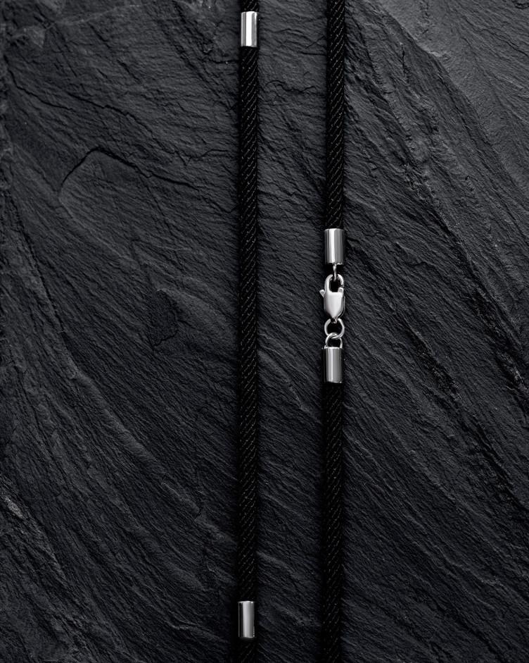 Seidenschnur mit Weißgoldeinsätzen