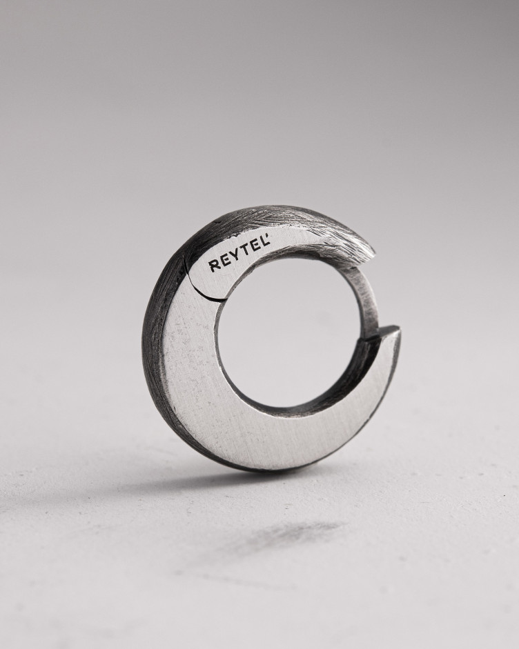 Einzelohrstecker LUNNITSA in Sterlingsilber