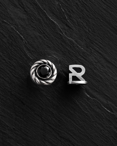 Einzelohrstecker REEKS. BLACK STONE in Sterlingsilber