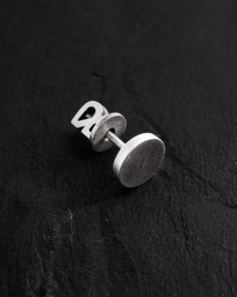 Einzelohrstecker PUNKT in Sterlingsilber 3