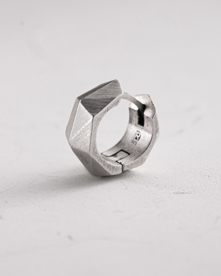 Einzelohrstecker FACETS in Sterlingsilber