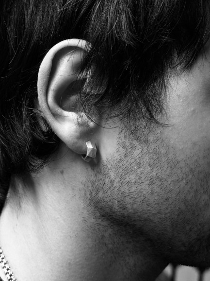 Einzelohrstecker FACETS in Sterlingsilber 2