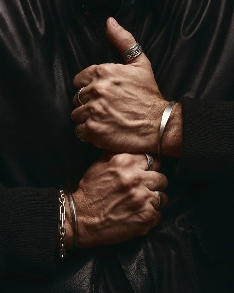 Armreif HINGABE in Sterlingsilber 12